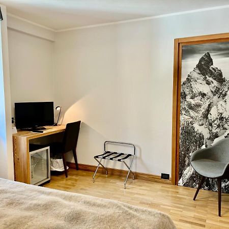 Hotel Croux Courmayeur Kültér fotó