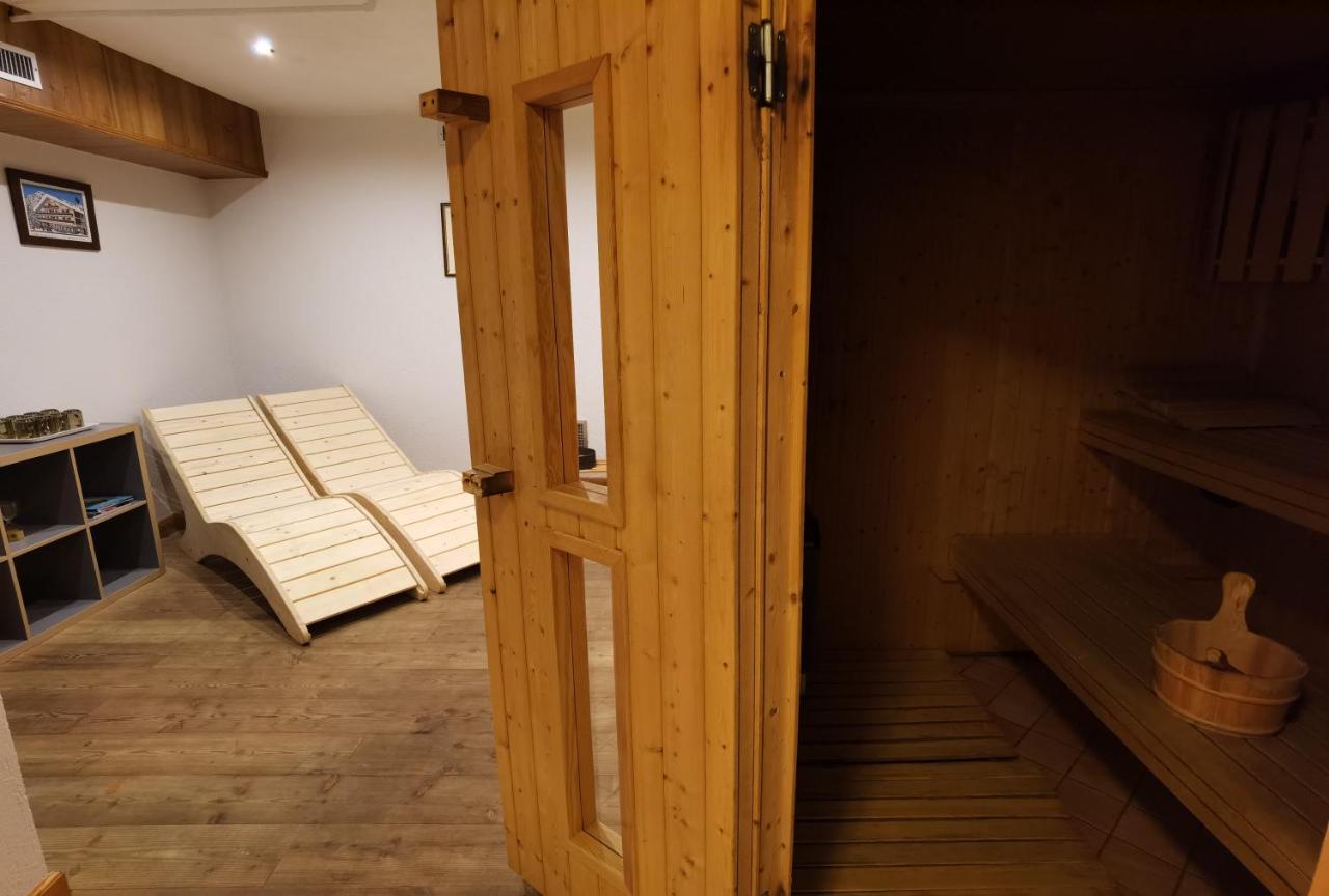 Hotel Croux Courmayeur Kültér fotó