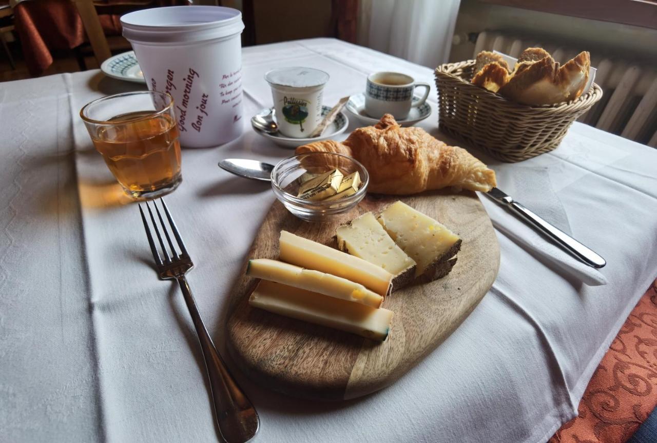 Hotel Croux Courmayeur Kültér fotó