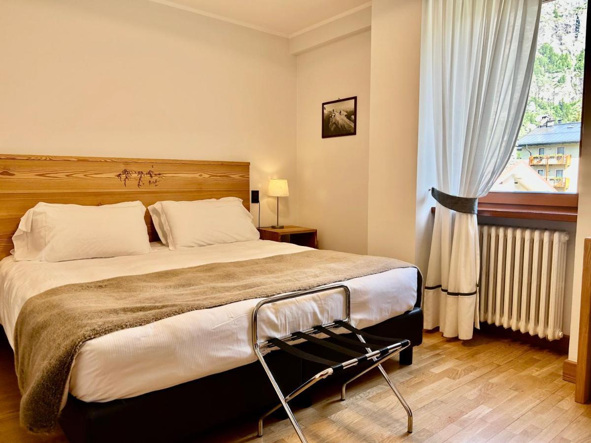Hotel Croux Courmayeur Kültér fotó