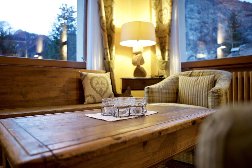 Hotel Croux Courmayeur Kültér fotó