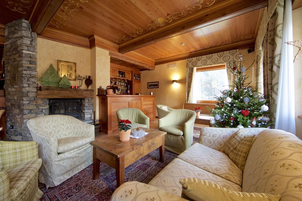 Hotel Croux Courmayeur Kültér fotó